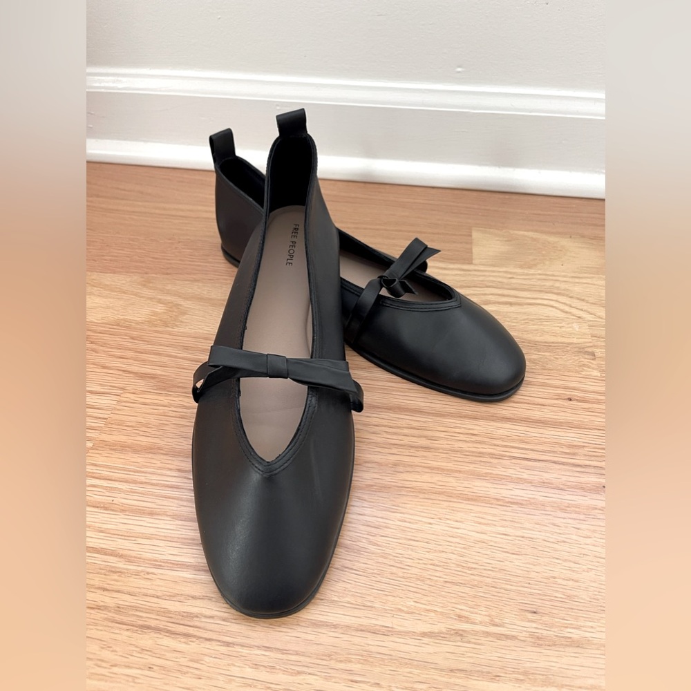 Free People NEW Mania Bow Ballet Flats Black